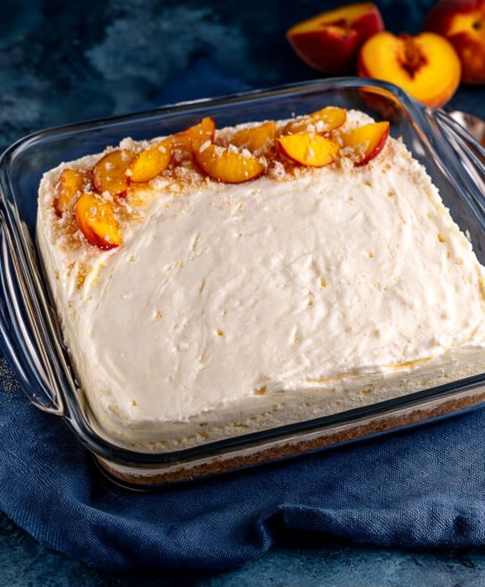 Peaches and Cream Cheesecake